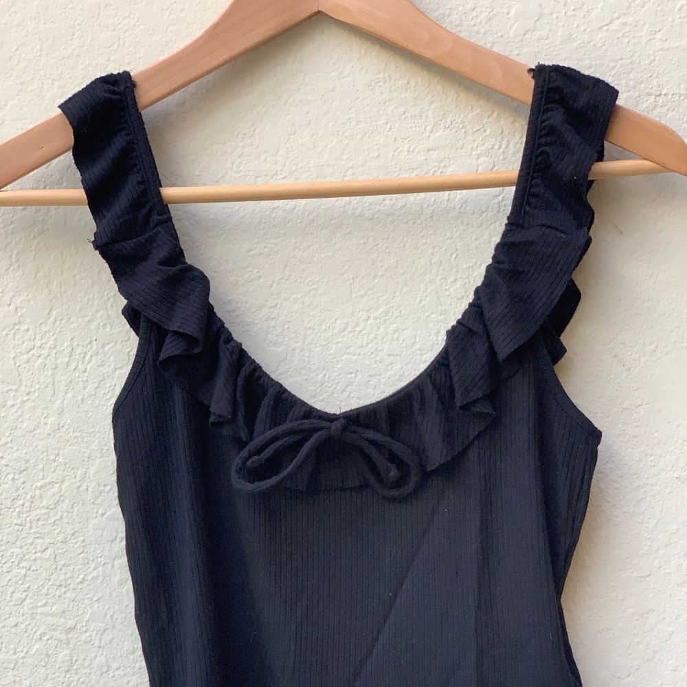 Forever 21 Black Ribbed Crop Top